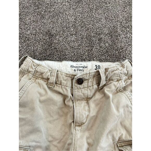Abercrombie & Fitch Men's Cargo Shorts Size 30 Khaki - Picture 3 of 6